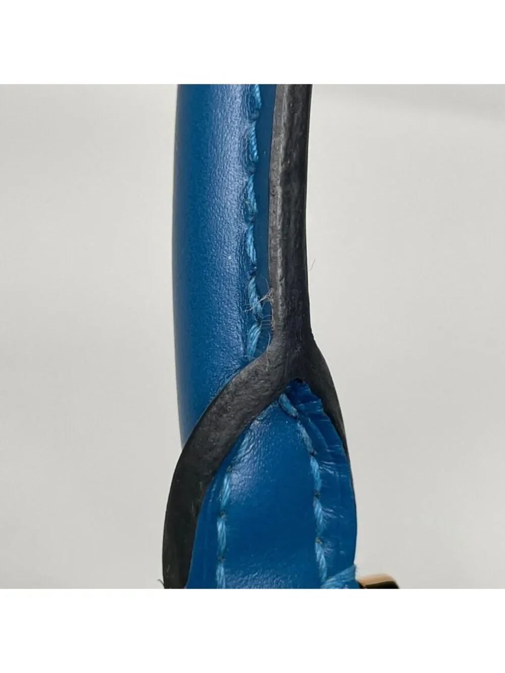 Louis Vuitton Blanc Handbag Epi Toledo Blue